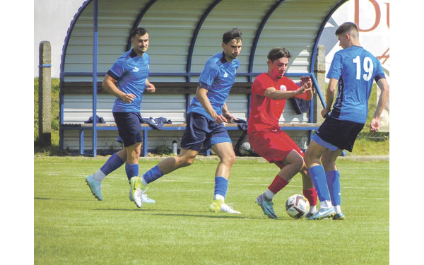 Veretlenül bajnok a Dombóvári  Futball Club