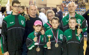 Karate Világbajnokság dombóvári arany-, ezüst- és bronzérmekkel