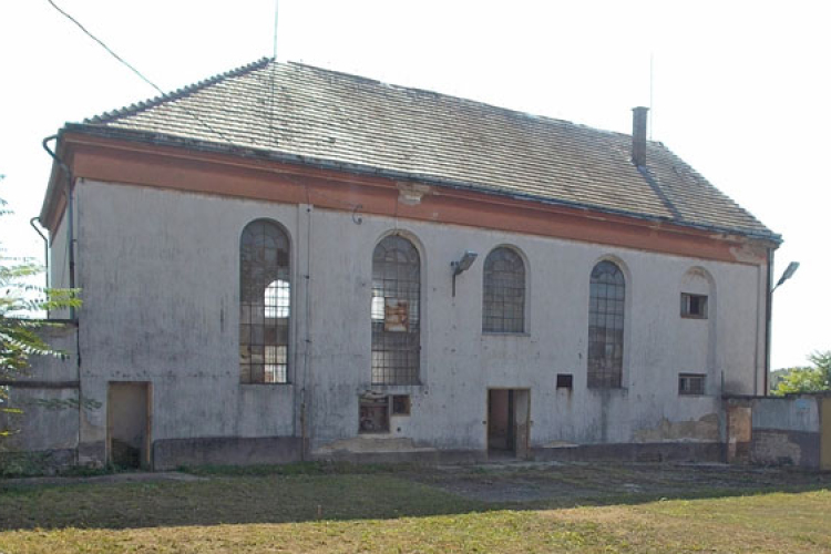 Emlékházzá alakítják a dombóvári volt zsidó iskolát