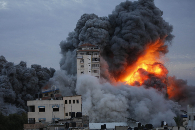 Izrael előrenyomul, a Hamász elveszti az ellenőrzést a Gázai övezet északi része felett