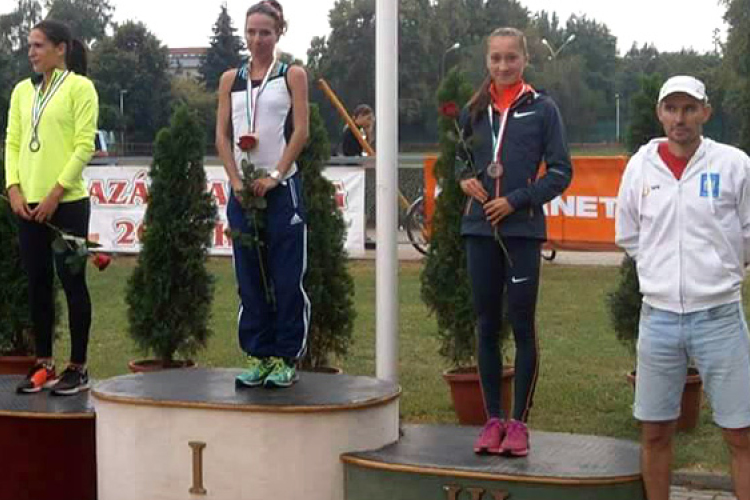 Tóth Lili Anna hatalmas magyar ifjúsági csúcsot futott