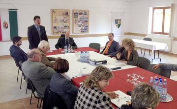 Egyeztetés a 2014-2020-as fejlesztési ciklus pályázati lehetőségeiről