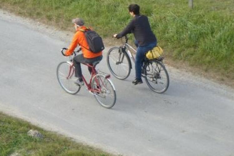 Egyre népszerűbb a biciklizés a társkeresők körében is