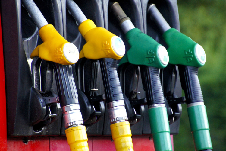 Steiner Attila: a kormány vizsgálja az üzemanyag forgalmazók javaslatát