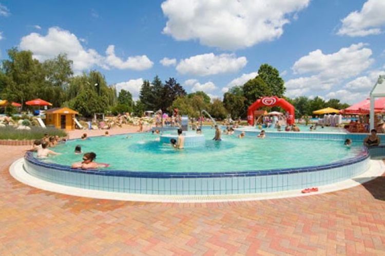 Június 25-én újra kinyitja kapuit a Gunarasi Strandfüdő